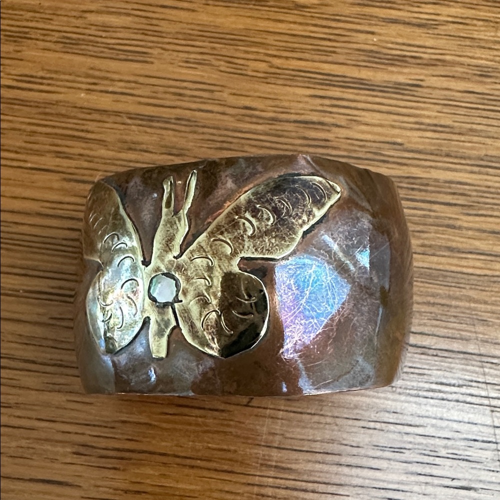Vintage Artisan Copper Butterfly Bracelet - Picture 9 of 11